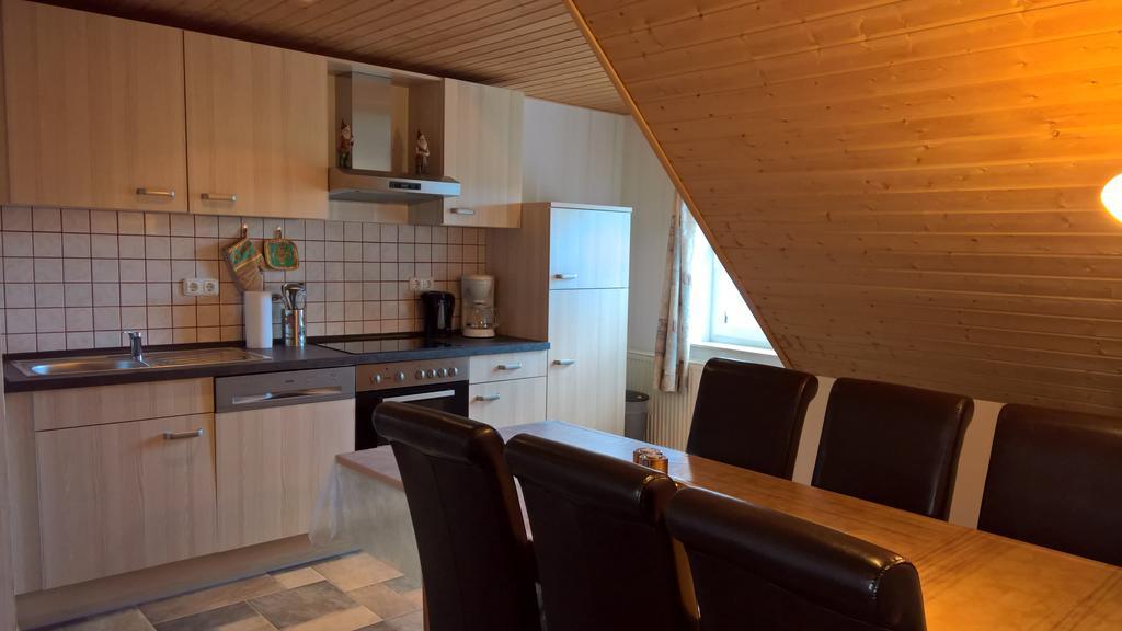 Ferienwohnung Haus Hafeneck Bensersiel Exterior foto