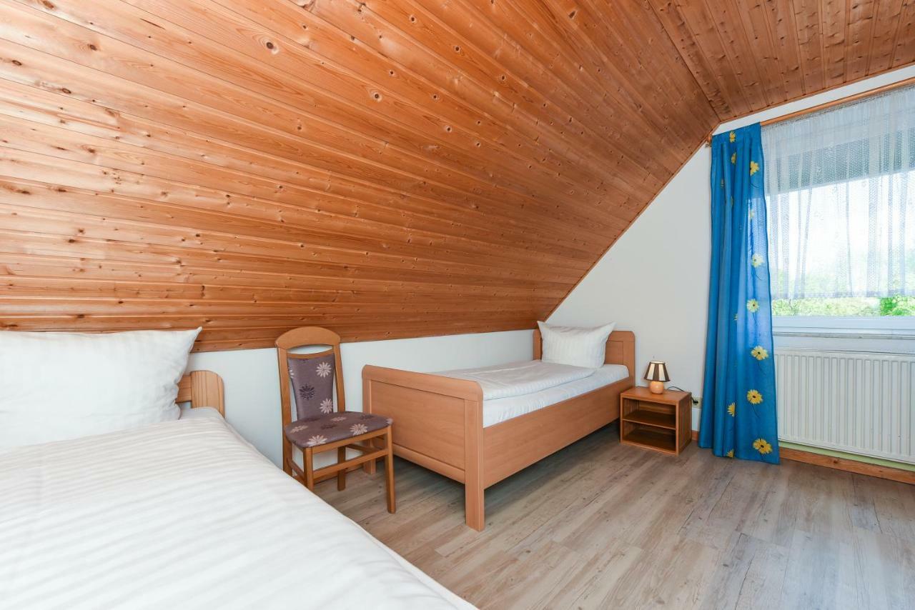 Ferienwohnung Haus Hafeneck Bensersiel Exterior foto
