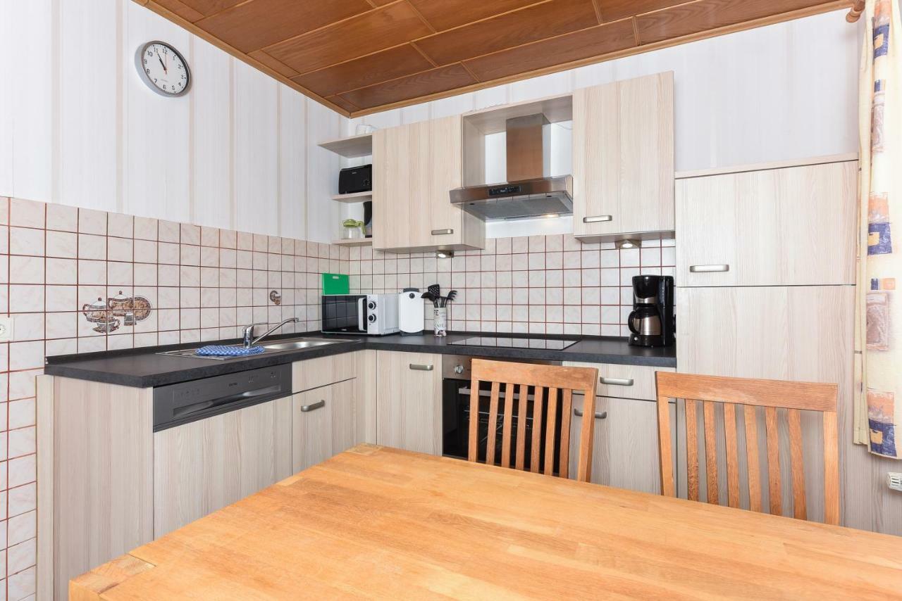 Ferienwohnung Haus Hafeneck Bensersiel Exterior foto