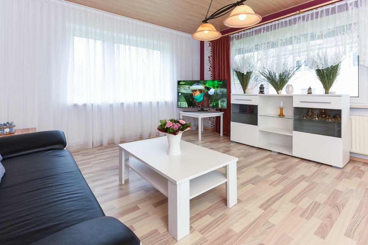 Ferienwohnung Haus Hafeneck Bensersiel Exterior foto