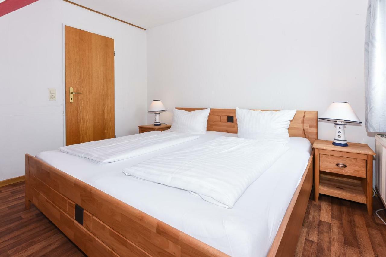 Ferienwohnung Haus Hafeneck Bensersiel Exterior foto