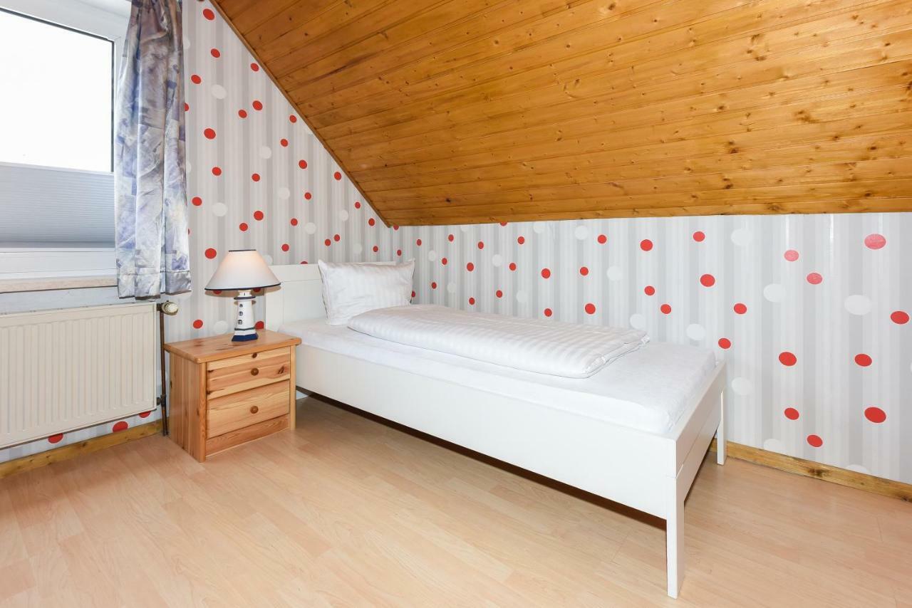 Ferienwohnung Haus Hafeneck Bensersiel Exterior foto