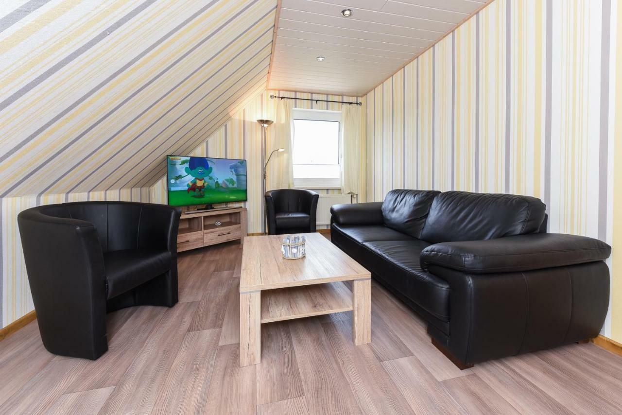 Ferienwohnung Haus Hafeneck Bensersiel Exterior foto